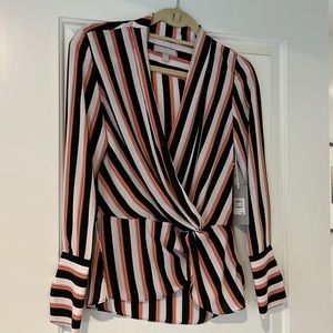 NWT Chelsea 28 twist front top - XS